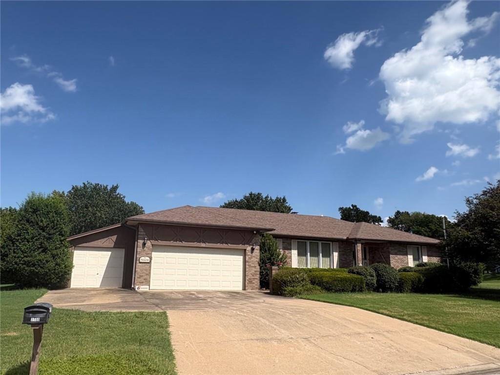 3100 Regency Drive