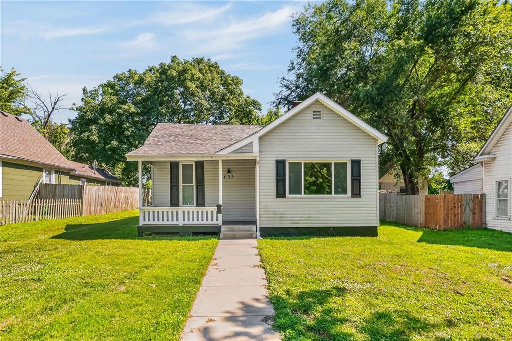 435 Ford Avenue - Photo 1