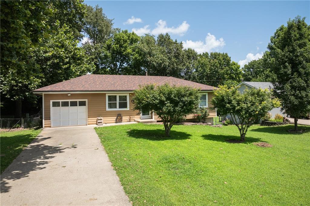 23 SE 190th Road - Photo 1