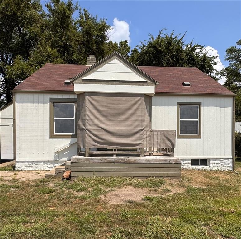 2612 E 75th Street - Photo 1