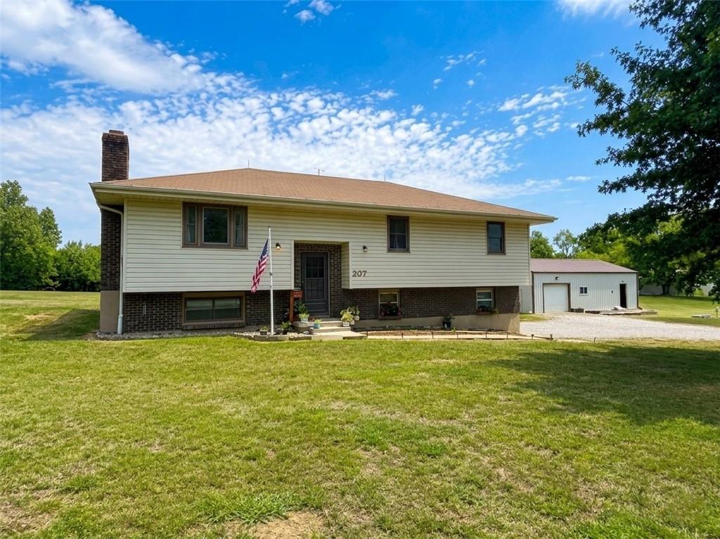 207 Evergreen Street - Photo 1