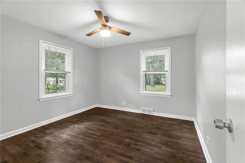 Thumbnail 16