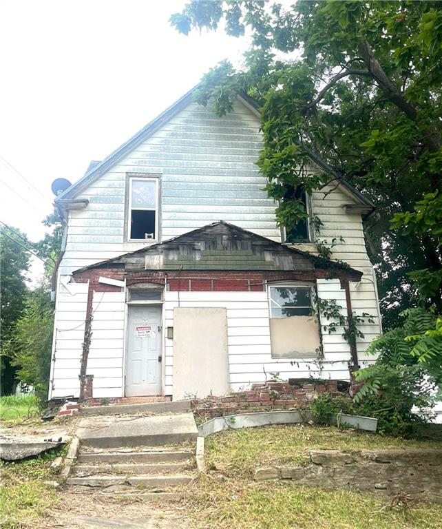 108 Clayton Street - Photo 1