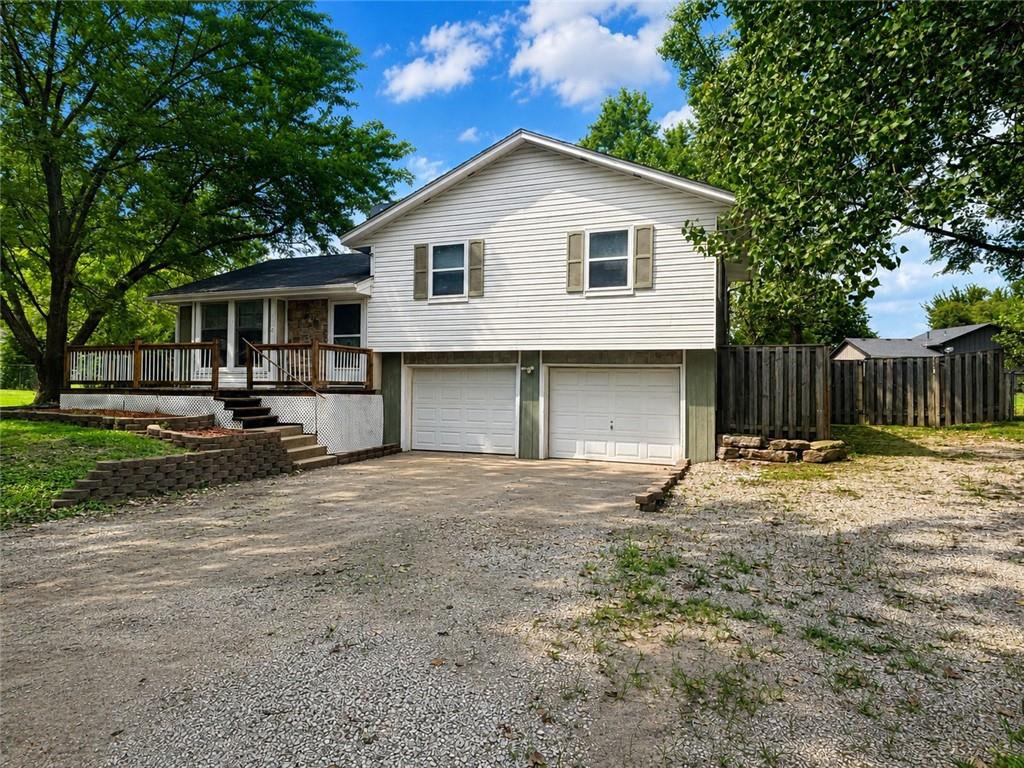 112 Sharon Lane - Photo 1