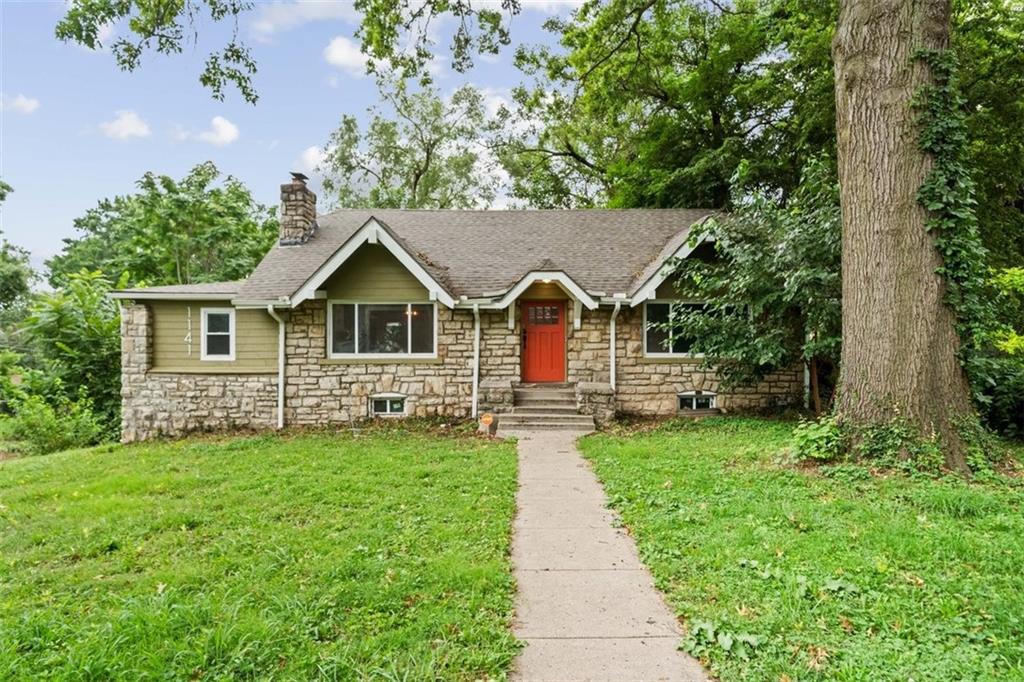 1141 E 75th Terrace - Photo 1