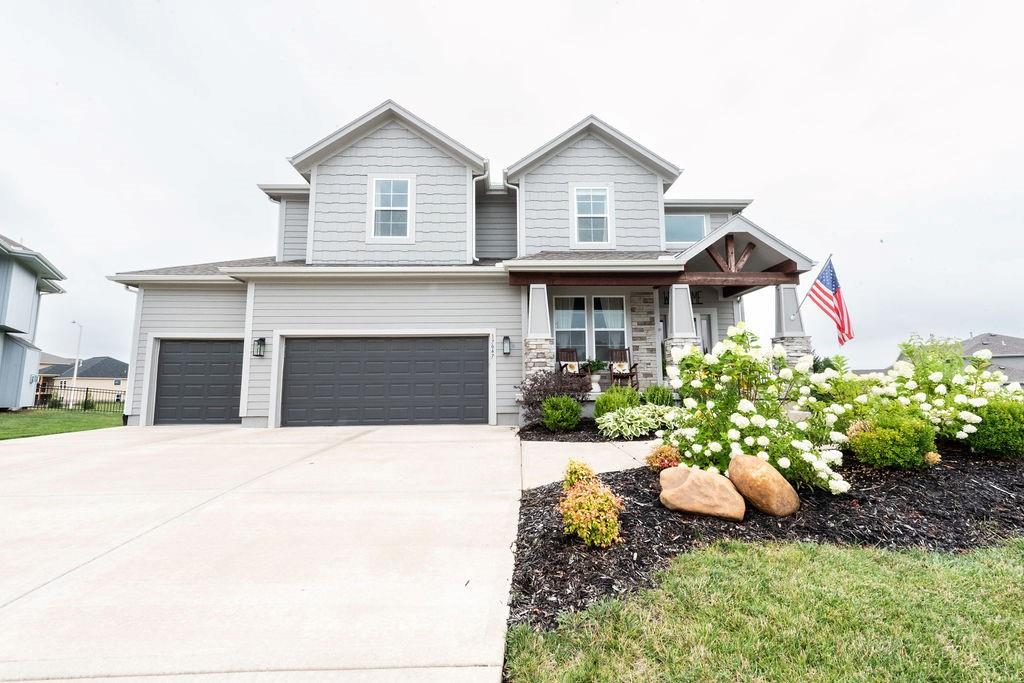 17647 W 163rd Terrace - Photo 1
