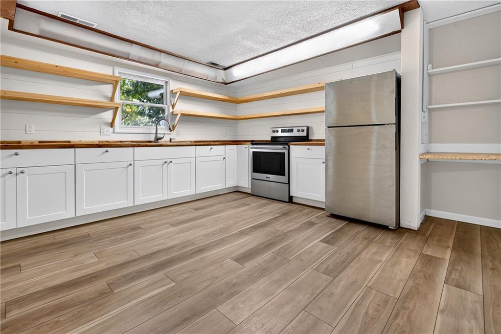 Thumbnail 15