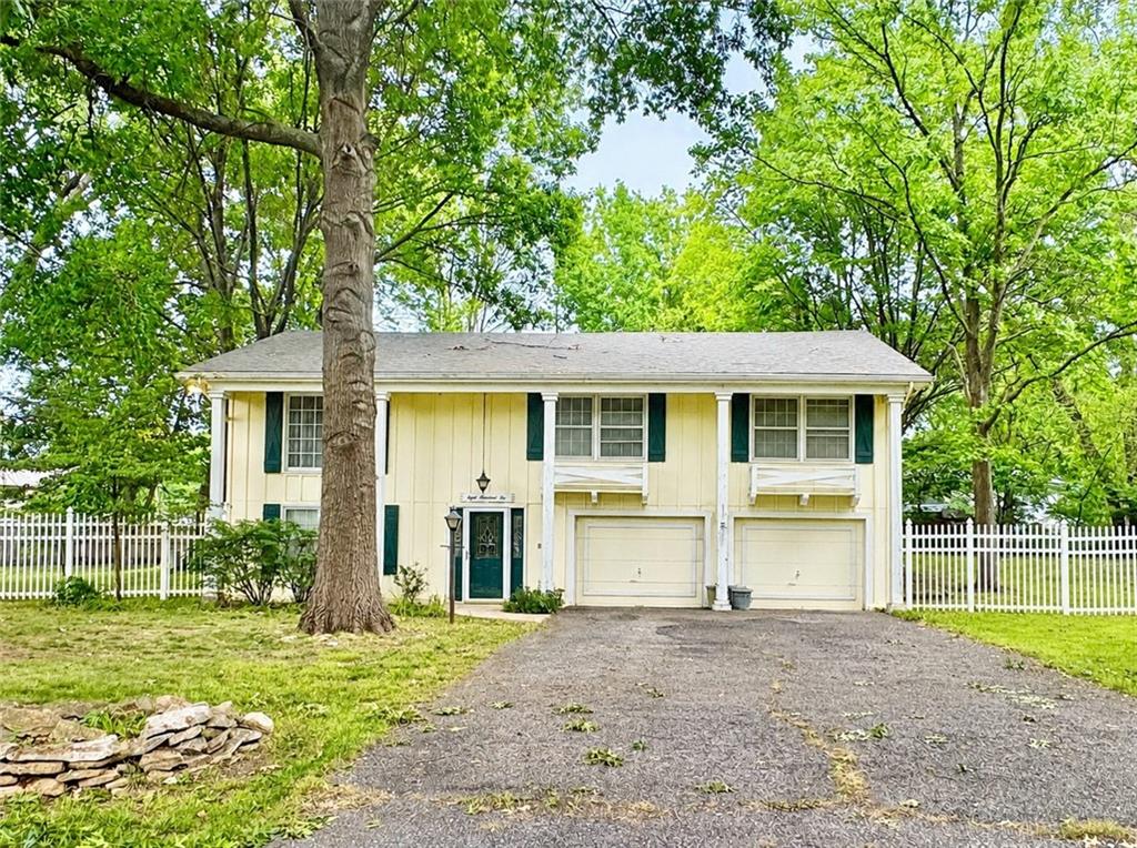 802 S 10th Street
