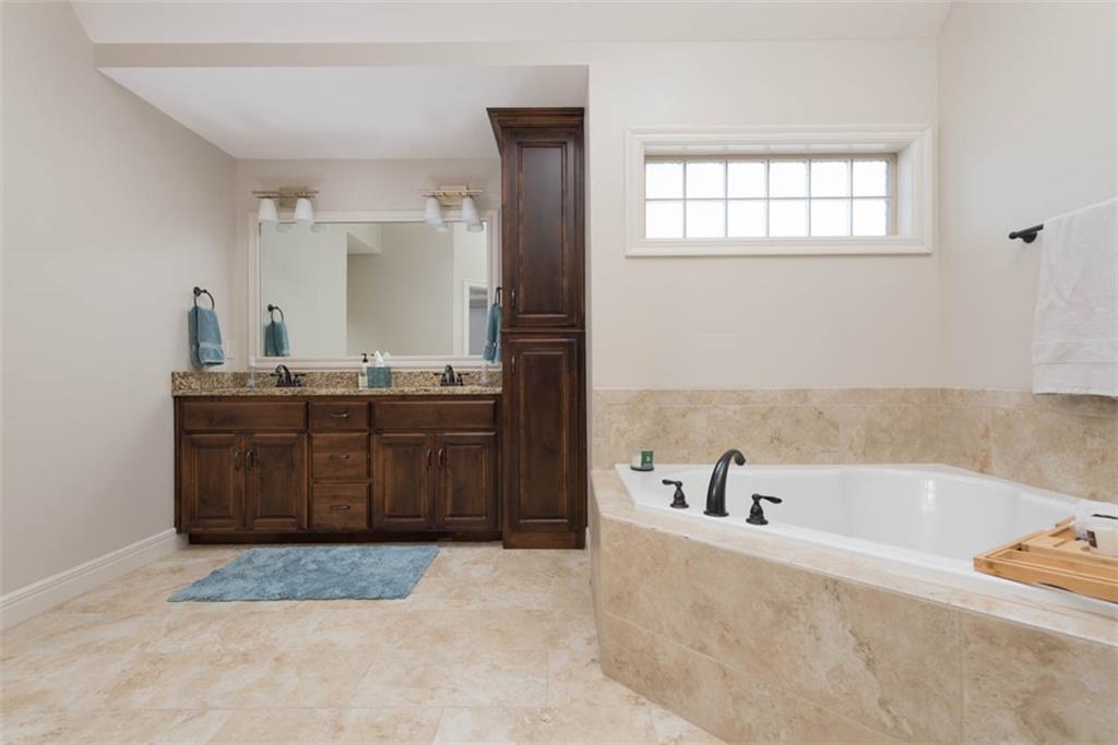 Thumbnail 22