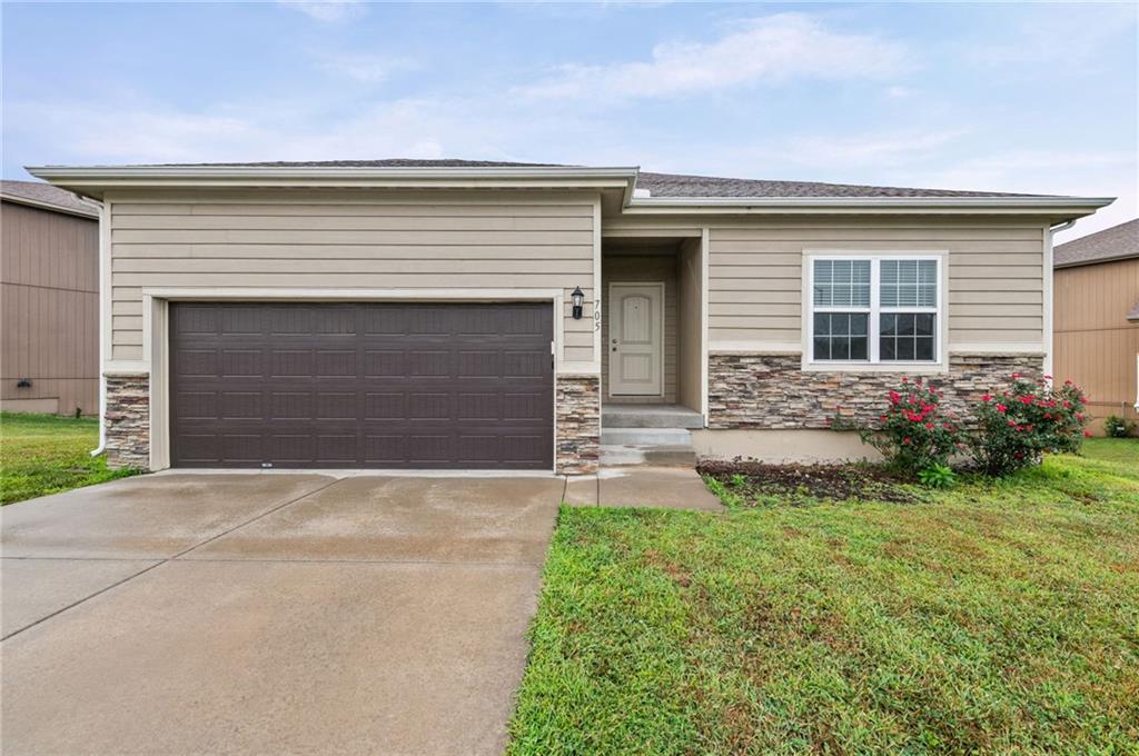 705 NW 111th Terrace - Photo 1