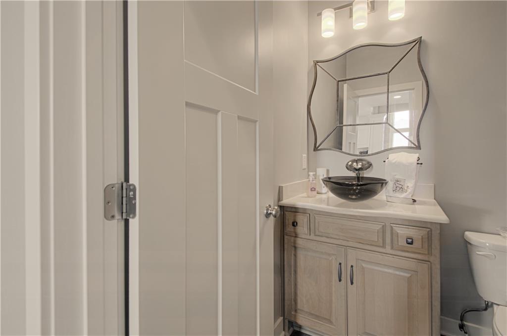 Thumbnail 16