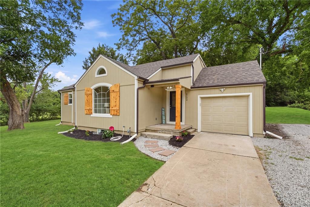 9400 Raytown Road - Photo 1