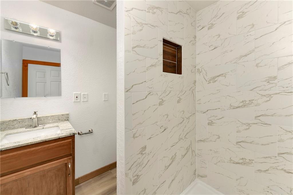 Thumbnail 22