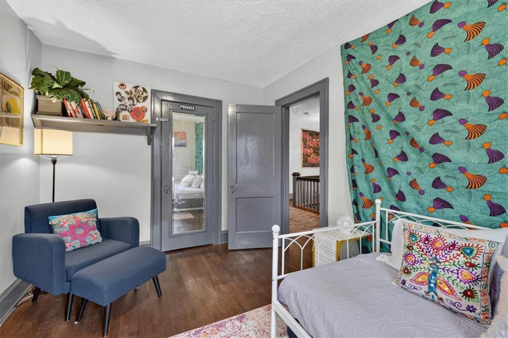 Thumbnail 33