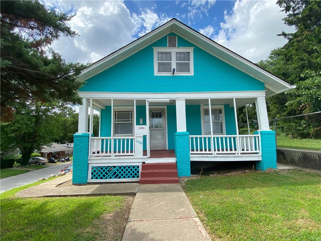 2701 Parallel Avenue