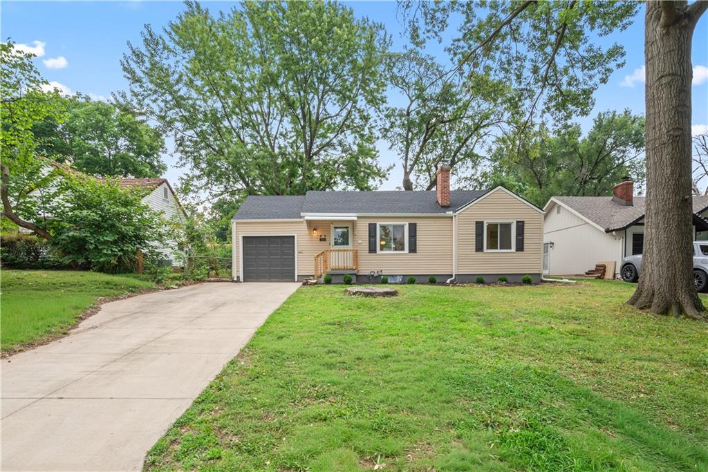 3331 S Arlington Avenue - Photo 1