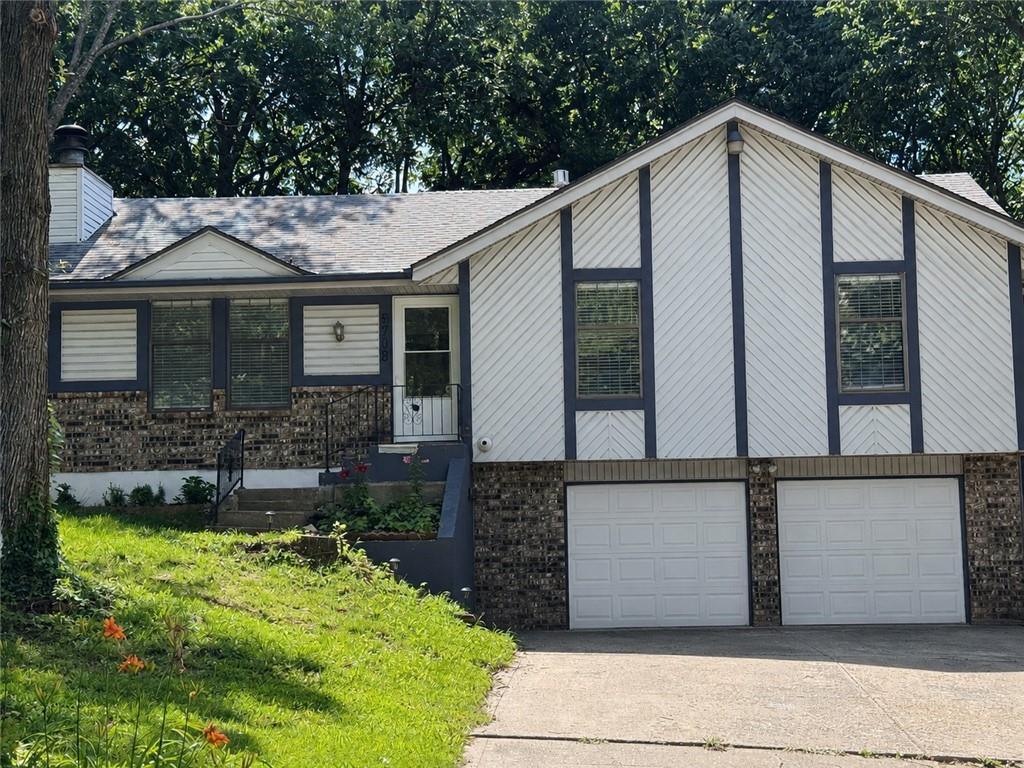 6708 N Broadway Street - Photo 1