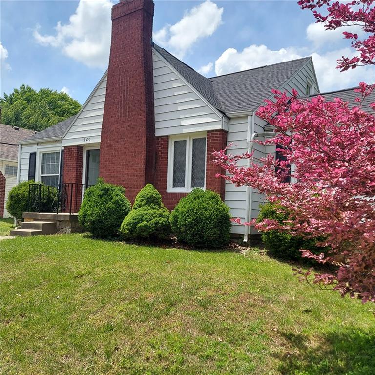 520 N Pleasant Street - Photo 1