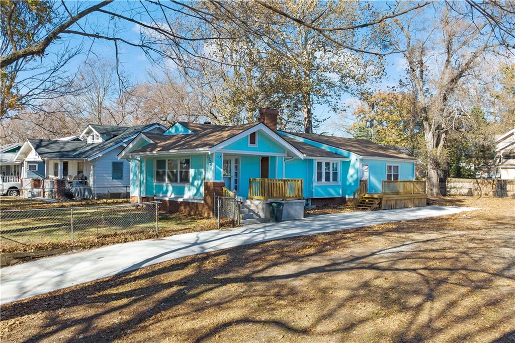 2224 E 68th Terrace - Photo 1