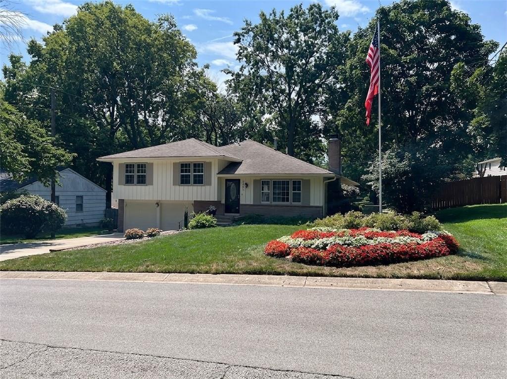 3405 NE 49Th Terrace - Photo 1