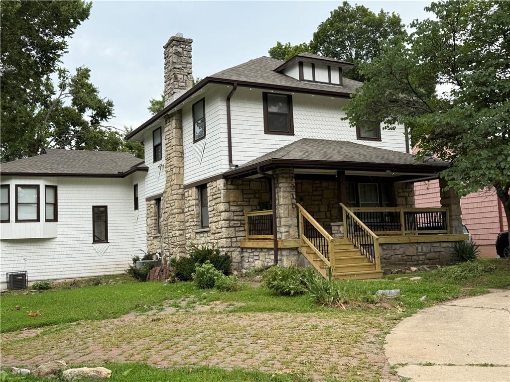 1315 E 75 Street - Photo 1