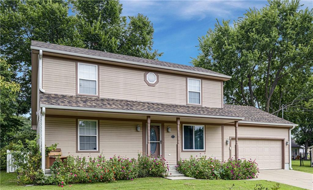 312 Walnut Street - Photo 1