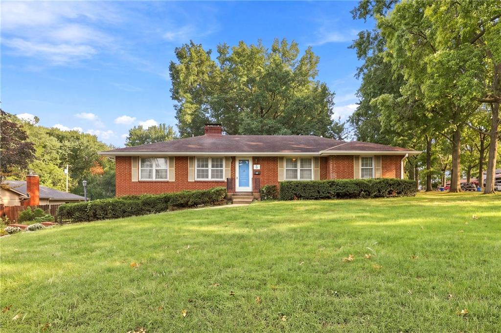 10711 W 67th Street - Photo 1