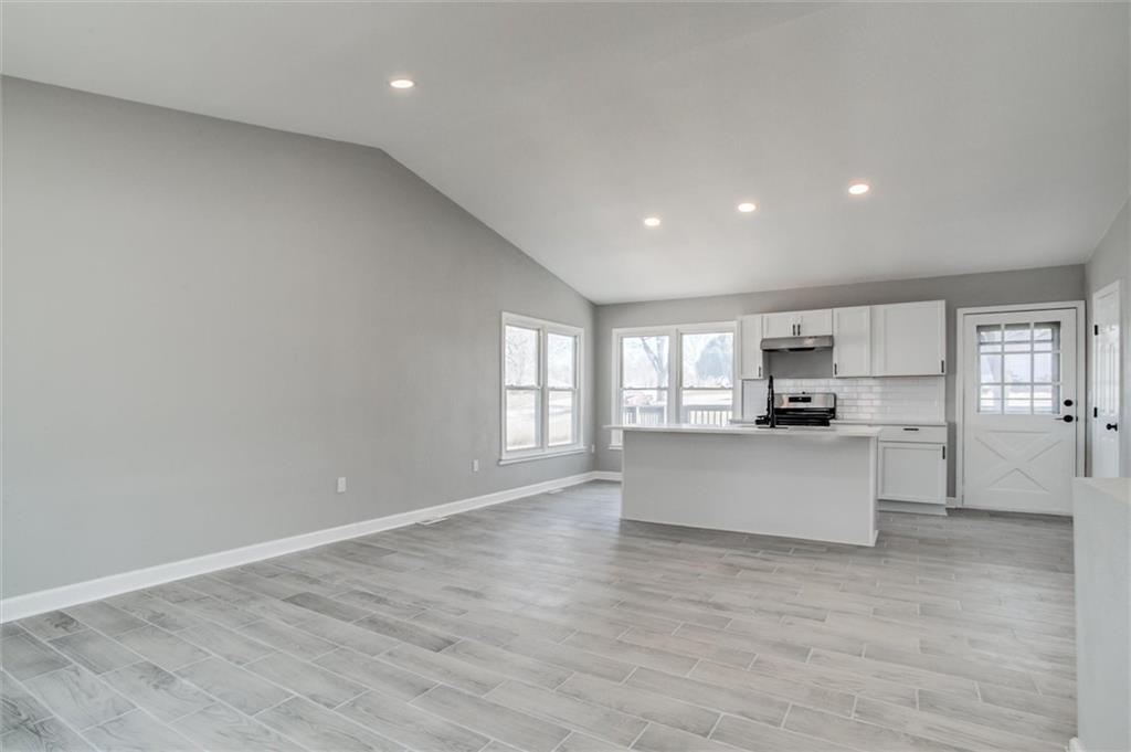 Thumbnail 28