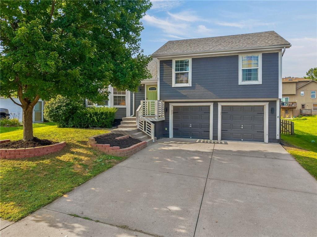 8412 NE 115th Terrace - Photo 1