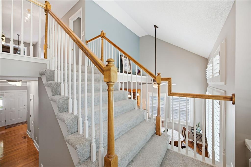 Thumbnail 33