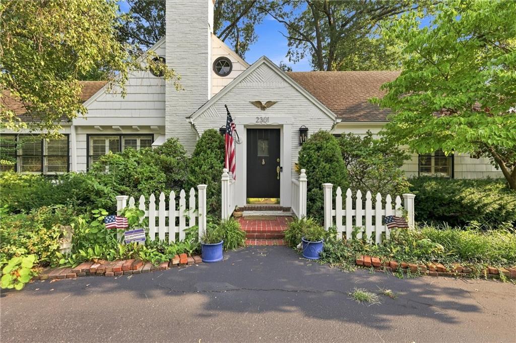 2301 W 95th Street