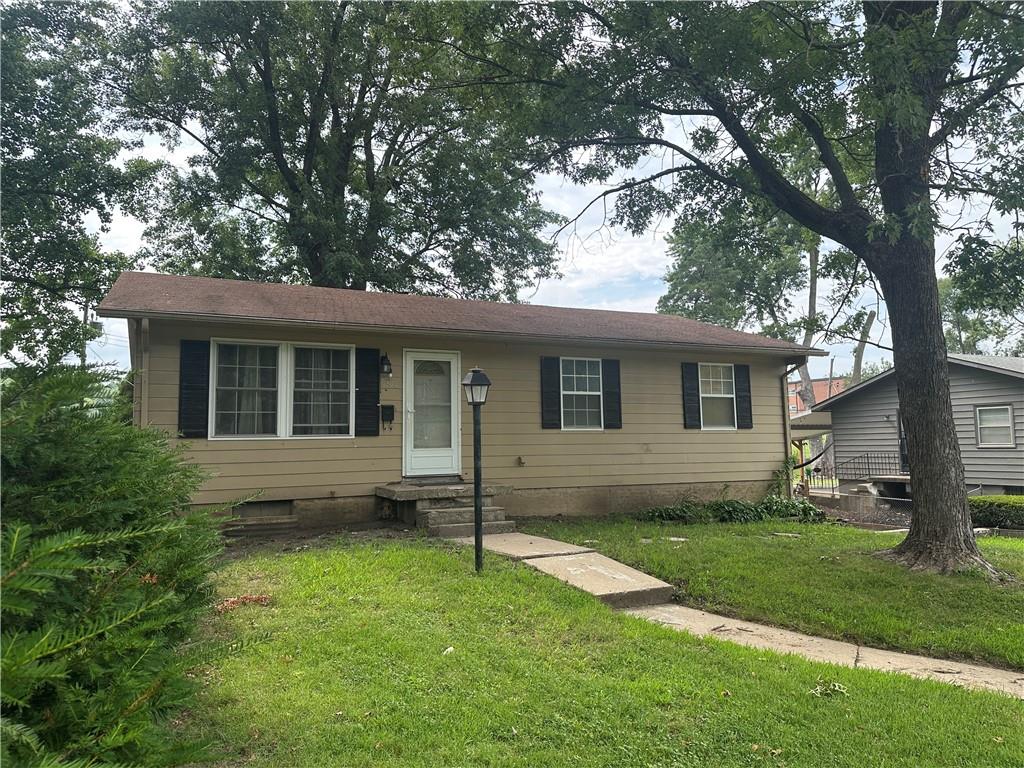 8404 Booth Avenue - Photo 1