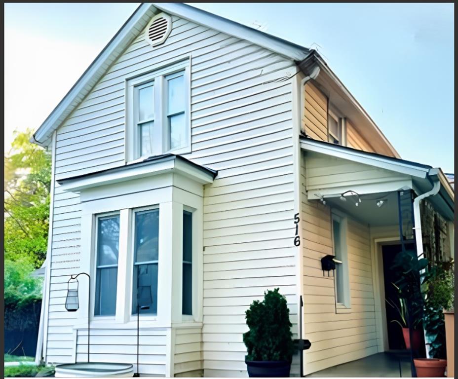 516 Linn Street