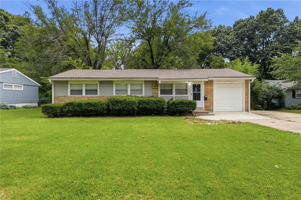 6108 N Charlotte Street - Photo 1