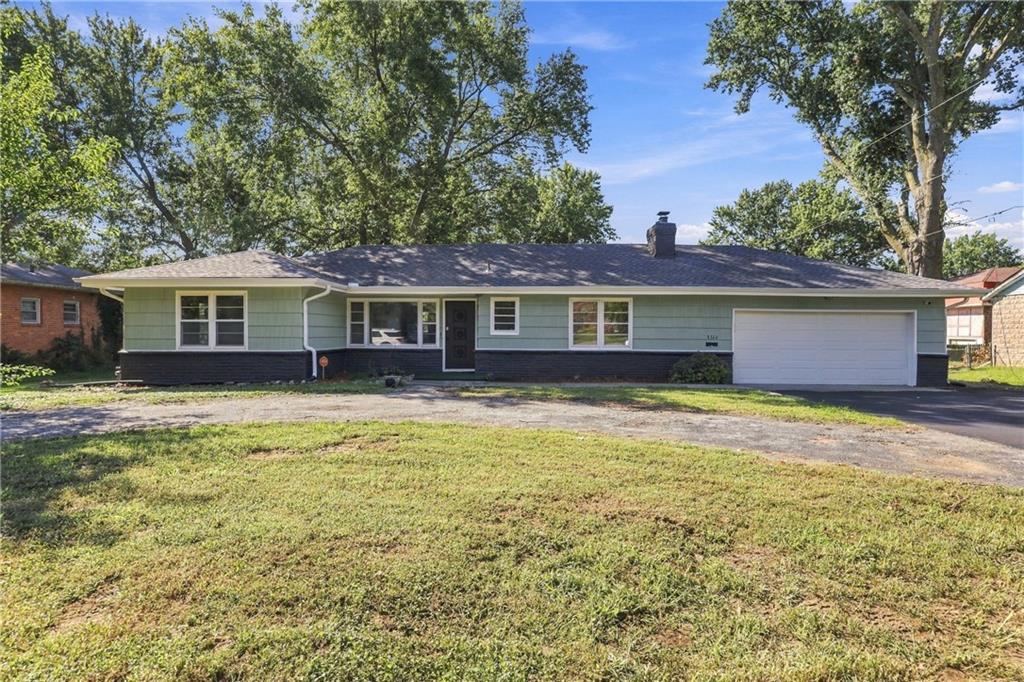 3320 Blue Ridge Boulevard - Photo 1