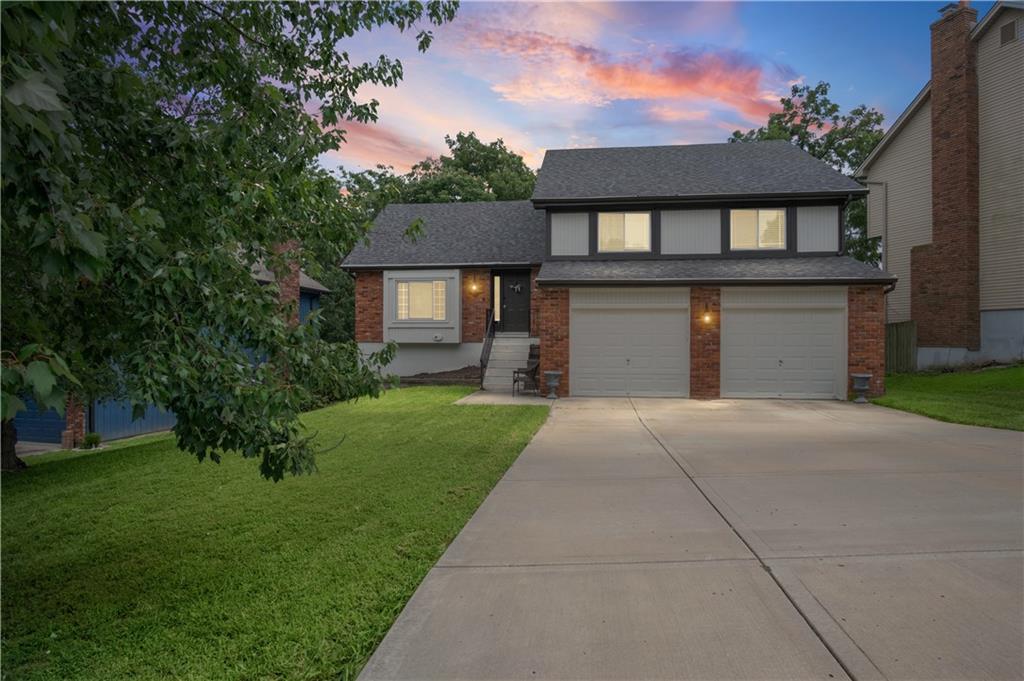 6963 N Atkins Avenue - Photo 1