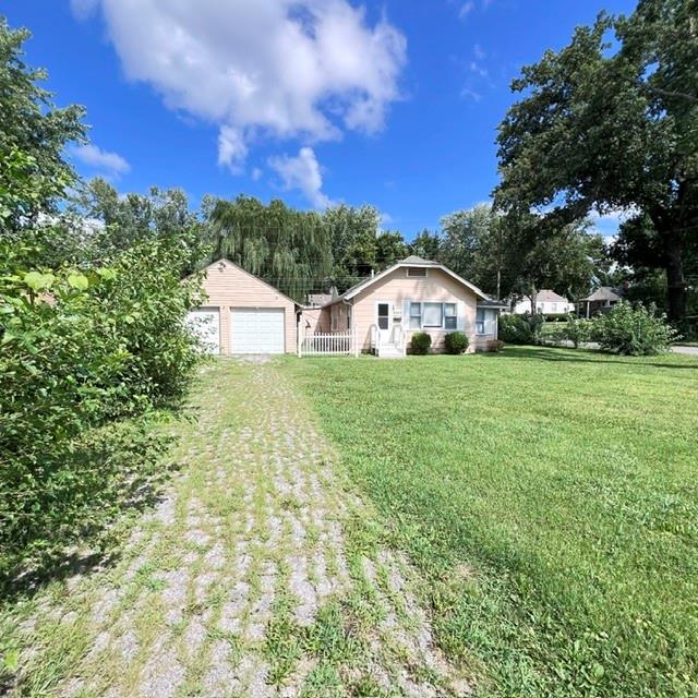 8249 Ward Parkway - Photo 1
