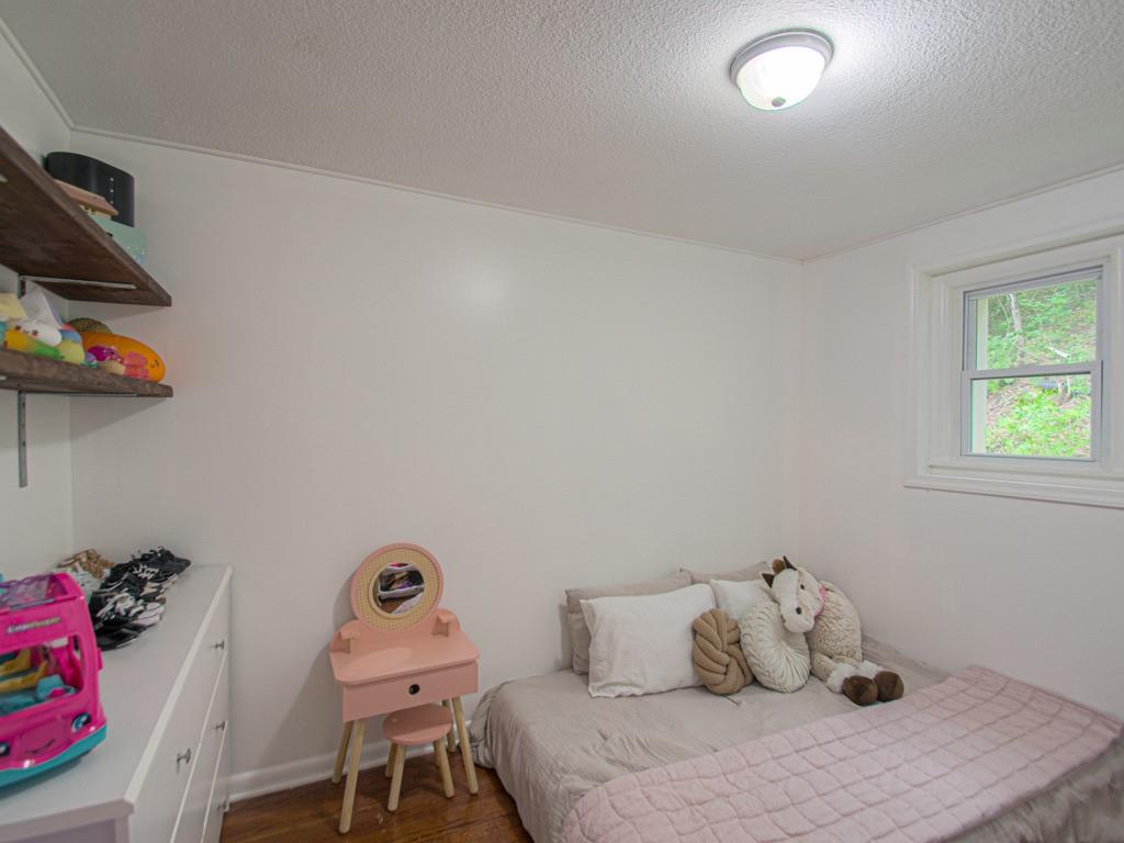 Thumbnail 18