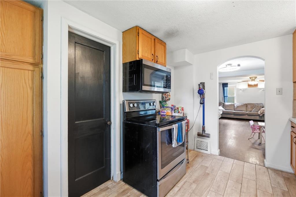 Thumbnail 15