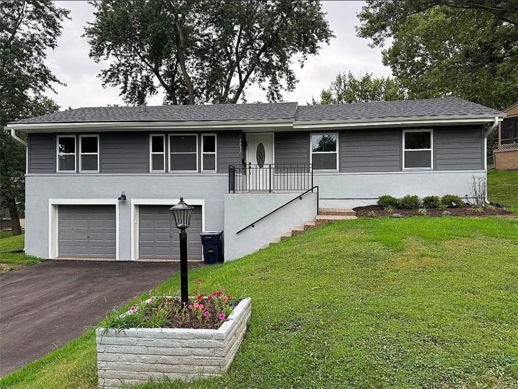 3237 NE 47th Terrace - Photo 1
