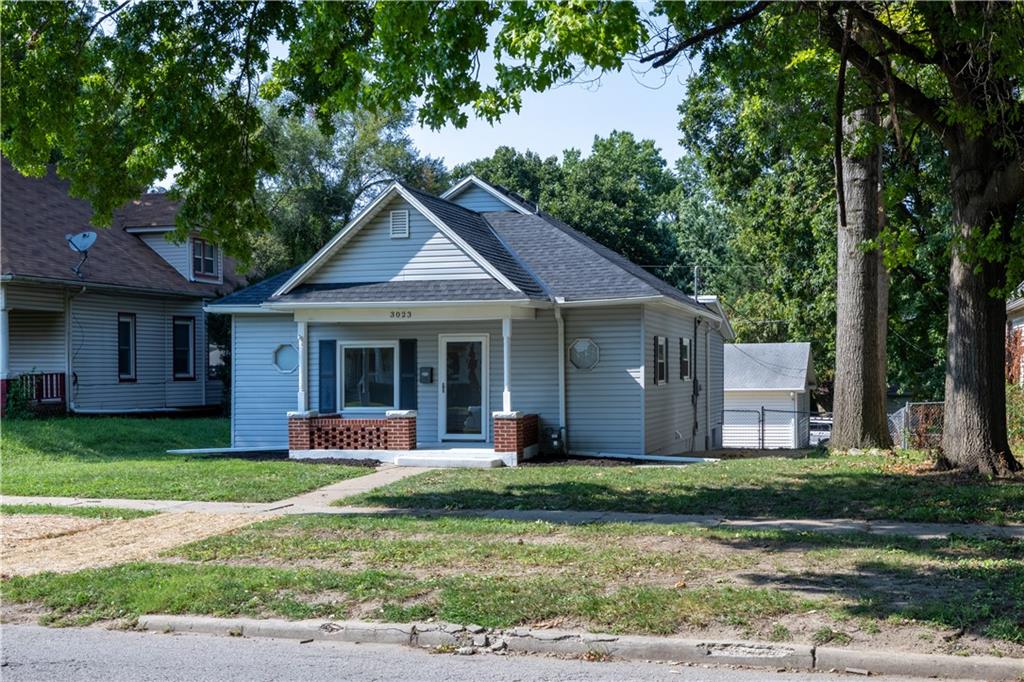 3023 Mitchell Avenue - Photo 1