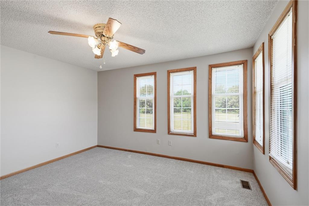 Thumbnail 23