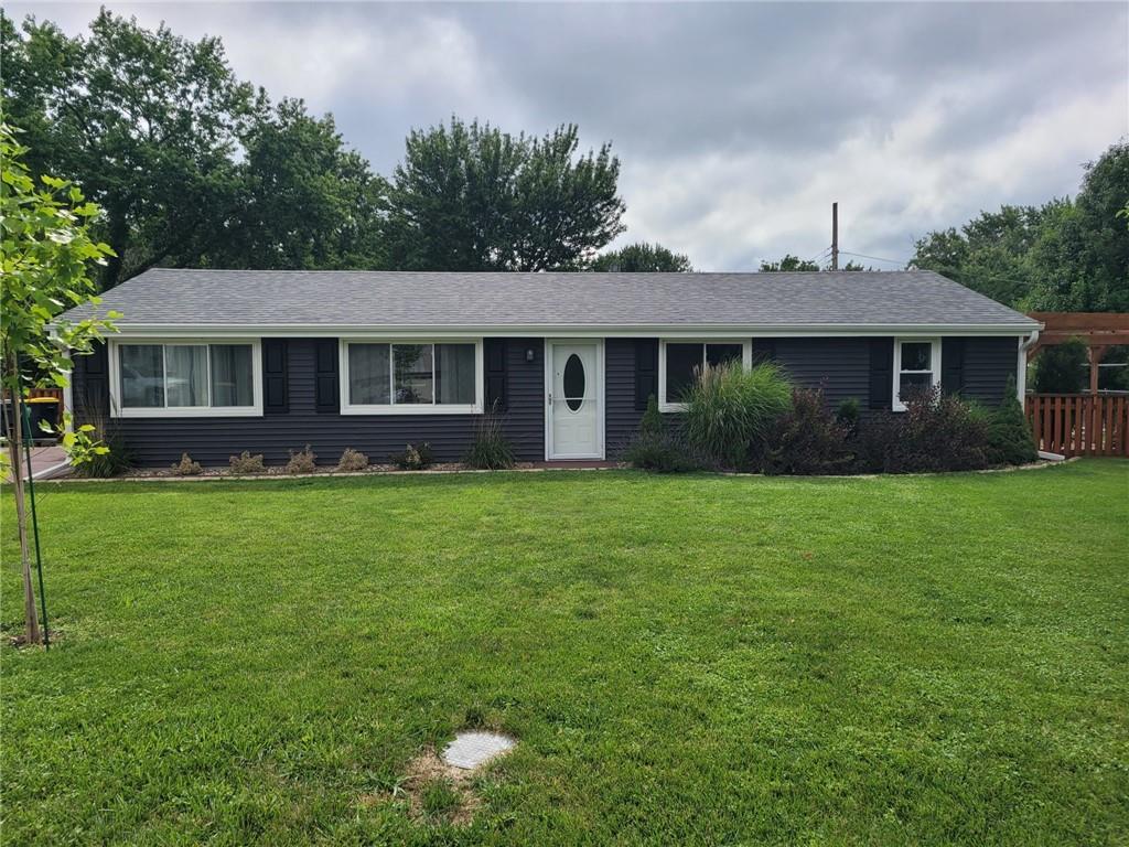 8105 N SUMMIT Street - Photo 1
