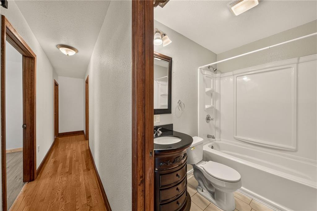 Thumbnail 27