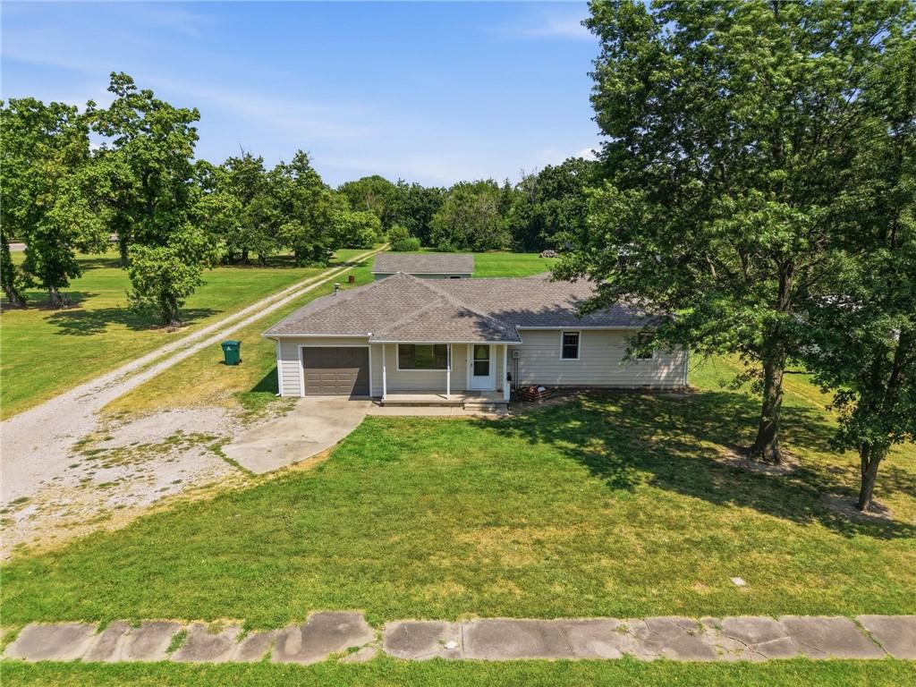 204 N Burnett Street - Photo 1