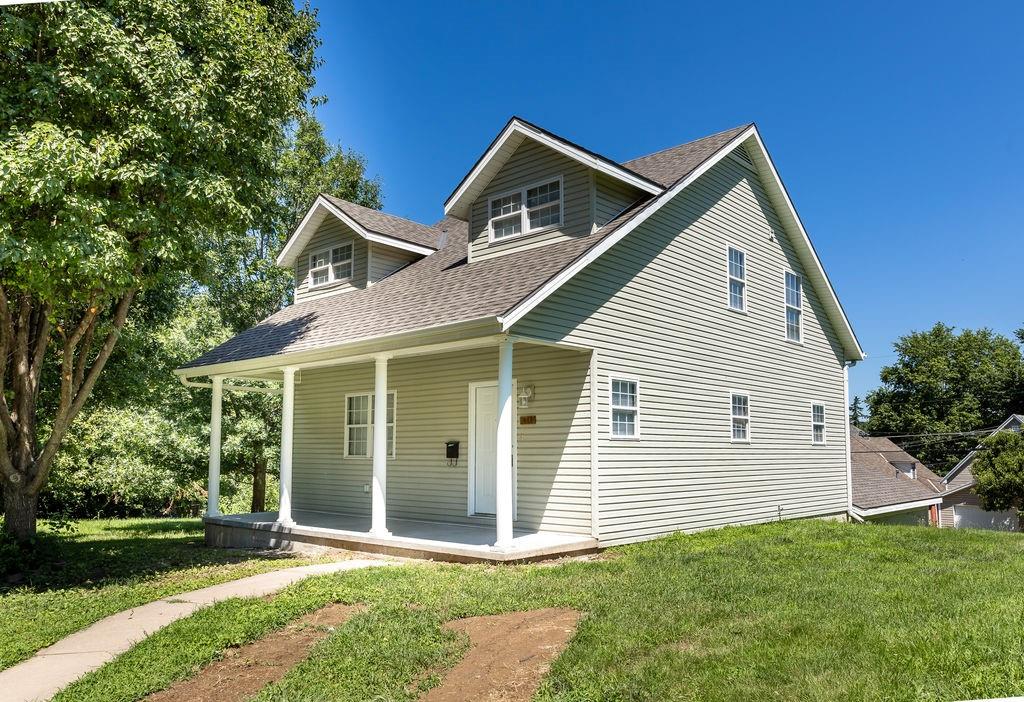 811 Powell Street - Photo 1