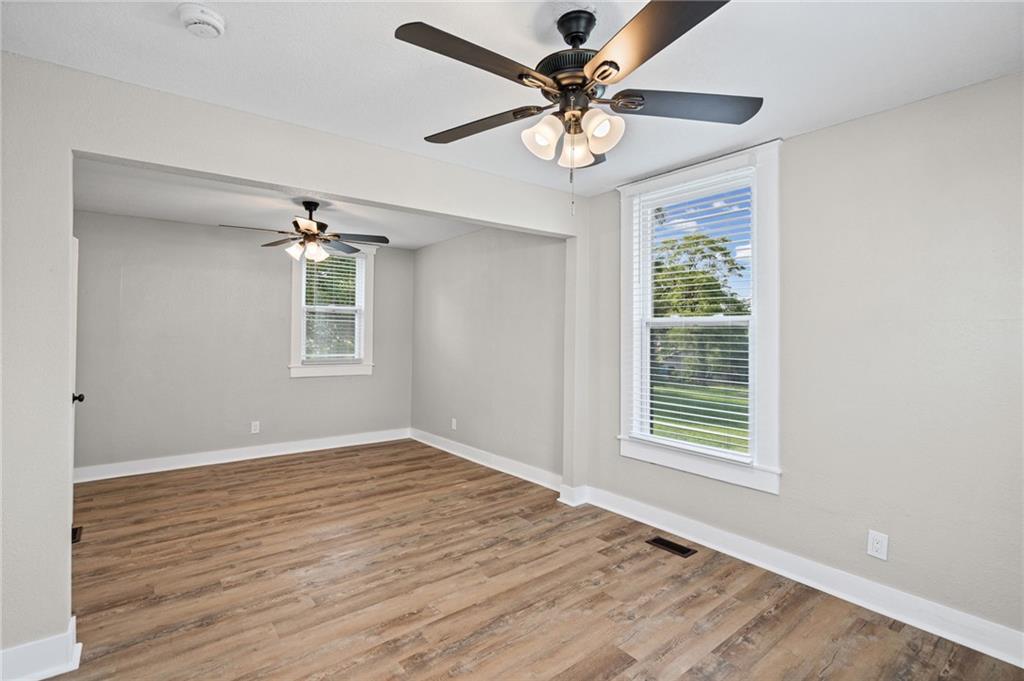 Thumbnail 27
