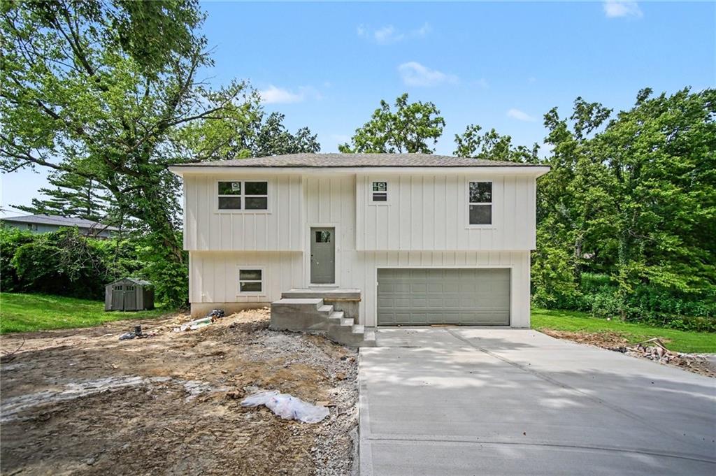 3008 N 48th Terrace - Photo 1