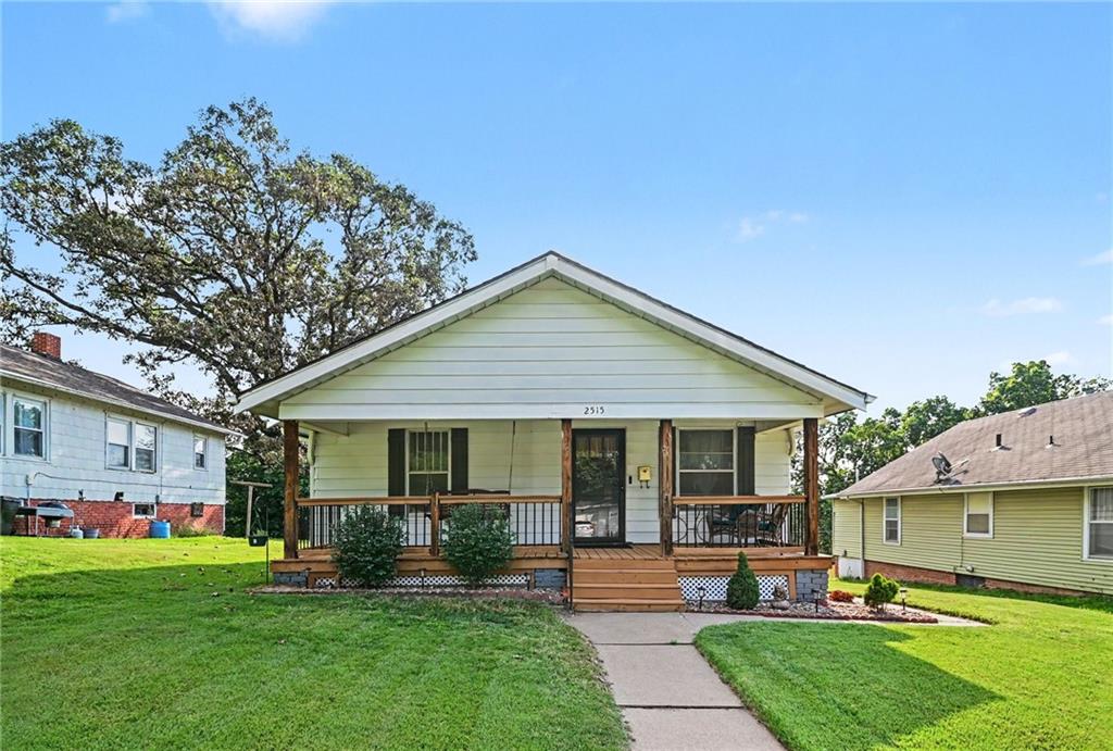 2515 N 4th Street - Photo 1
