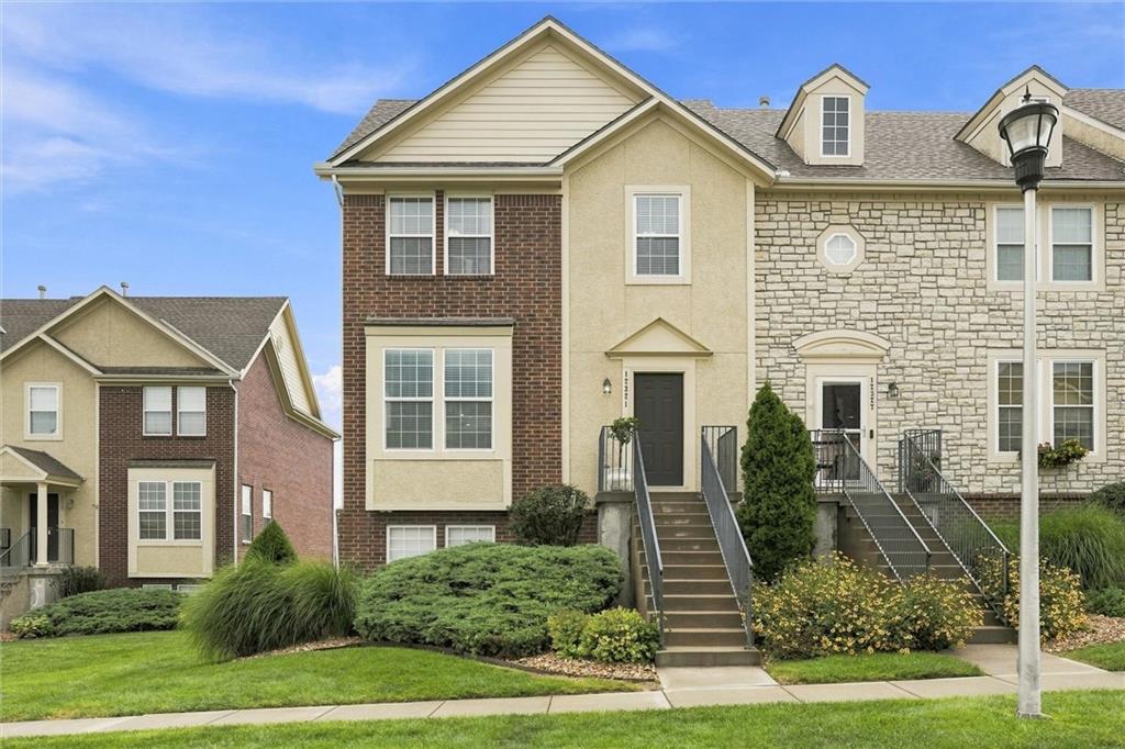 12321 S Tallgrass Drive